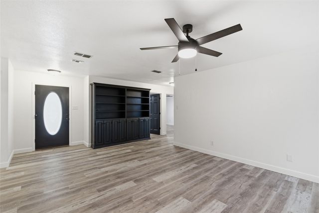 1070 Diamond Oaks Road, Stephenville, TX 76401