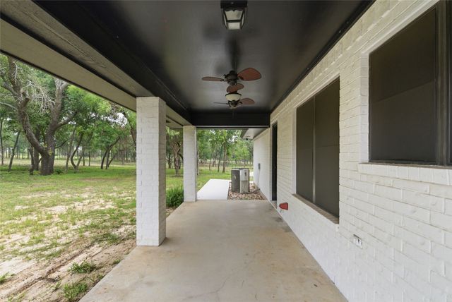 1070 Diamond Oaks Road, Stephenville, TX 76401