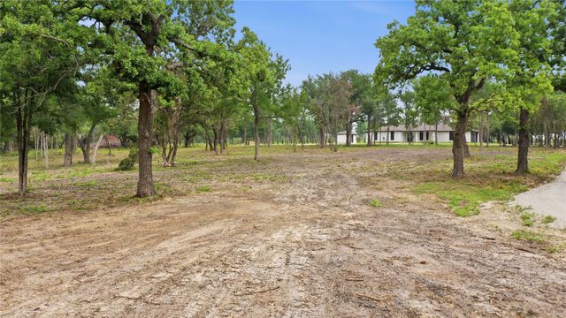 1070 Diamond Oaks Road, Stephenville, TX 76401