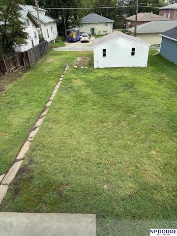 2310 D Street, Lincoln, NE 68502