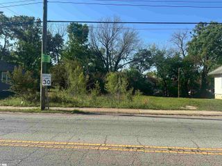 320 Fleming Street, Laurens, SC 29360