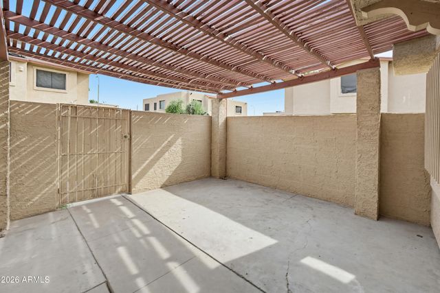 4035 W READE Avenue, Phoenix, AZ 85019