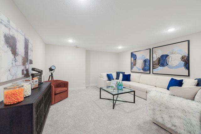 12800 Stutz Court NE, Blaine, MN 55449