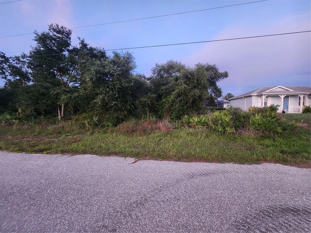 2164 PEASLEY STREET, Port Charlotte, FL 33948