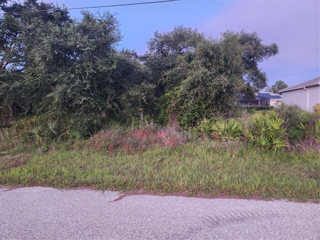 2164 PEASLEY STREET, Port Charlotte, FL 33948