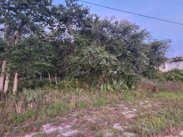 2164 PEASLEY STREET, Port Charlotte, FL 33948