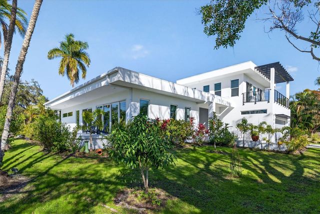 405 EDWARDS DRIVE, Sarasota, FL 34243