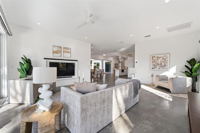 405 EDWARDS DRIVE, Sarasota, FL 34243