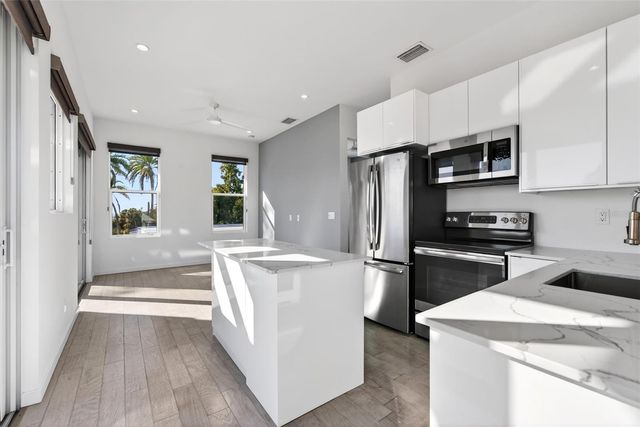 405 EDWARDS DRIVE, Sarasota, FL 34243