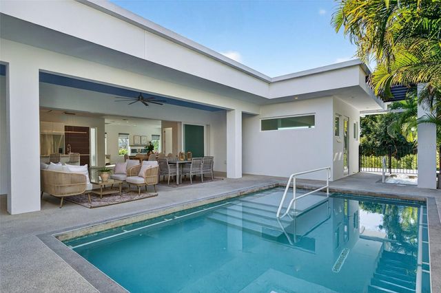 405 EDWARDS DRIVE, Sarasota, FL 34243