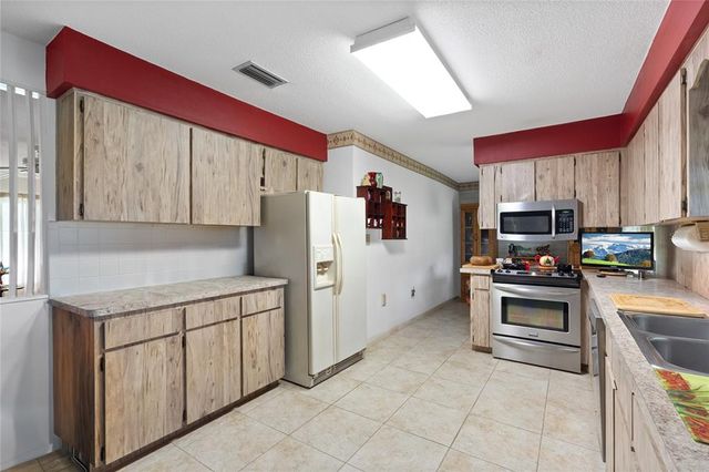 3 MAPLE RUN, Haines City, FL 33844