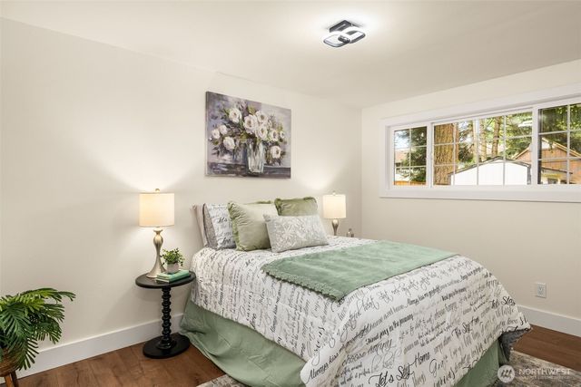 627 166th Avenue NE, Bellevue, WA 98008