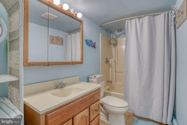 26 W 4TH ST, New Castle, DE 19720