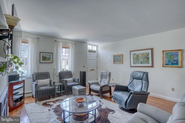 26 W 4TH ST, New Castle, DE 19720