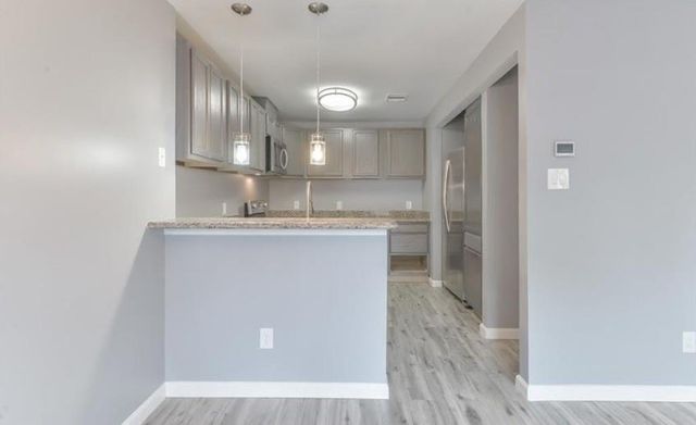 10555 Turtlewood Court 2104, Houston, TX 77072