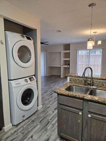 10555 Turtlewood Court 2104, Houston, TX 77072