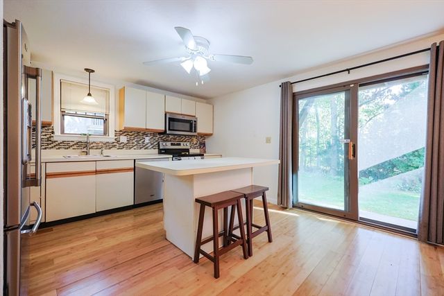 195 Falmouth Rd 3A, Mashpee, MA 02649