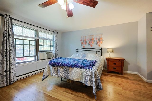 195 Falmouth Rd 3A, Mashpee, MA 02649