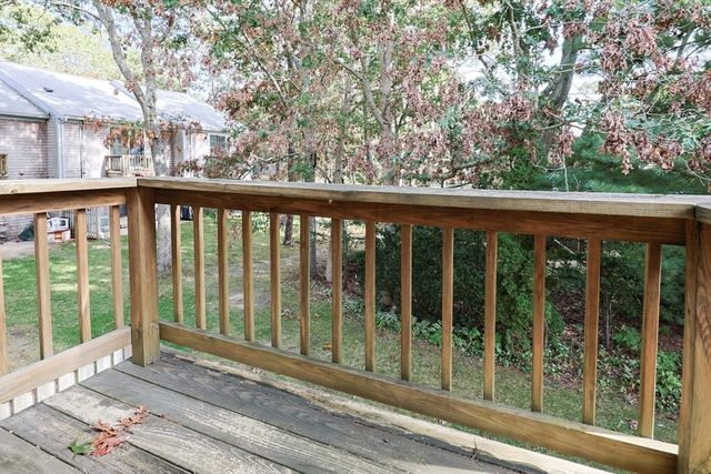 195 Falmouth Rd 3A, Mashpee, MA 02649