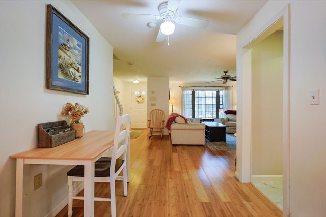 195 Falmouth Rd 3A, Mashpee, MA 02649