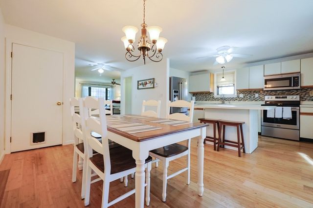 195 Falmouth Rd 3A, Mashpee, MA 02649