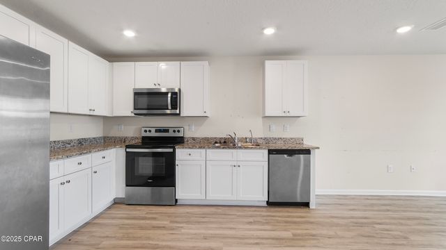 7208 Madison Square Drive, Panama City, FL 32404