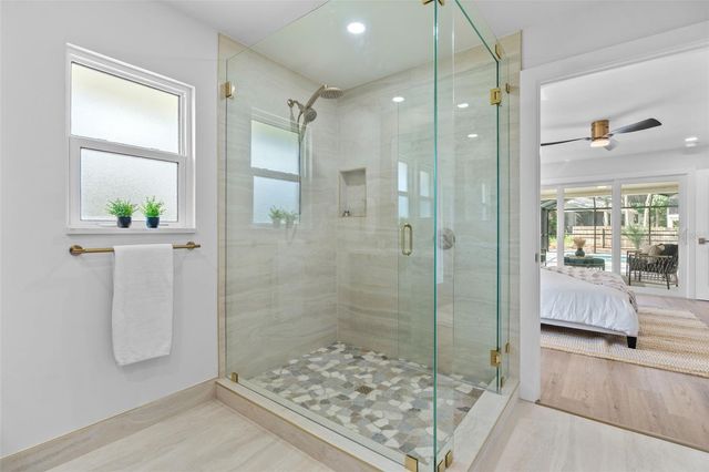 670 VENICE LANE, Sarasota, FL 34242