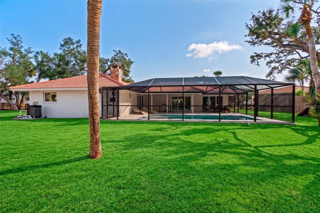 670 VENICE LANE, Sarasota, FL 34242