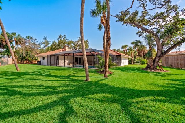 670 VENICE LANE, Sarasota, FL 34242