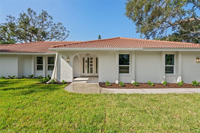 670 VENICE LANE, Sarasota, FL 34242