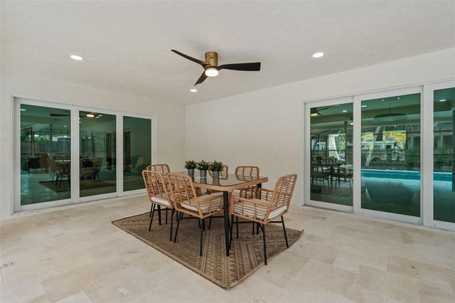 670 VENICE LANE, Sarasota, FL 34242