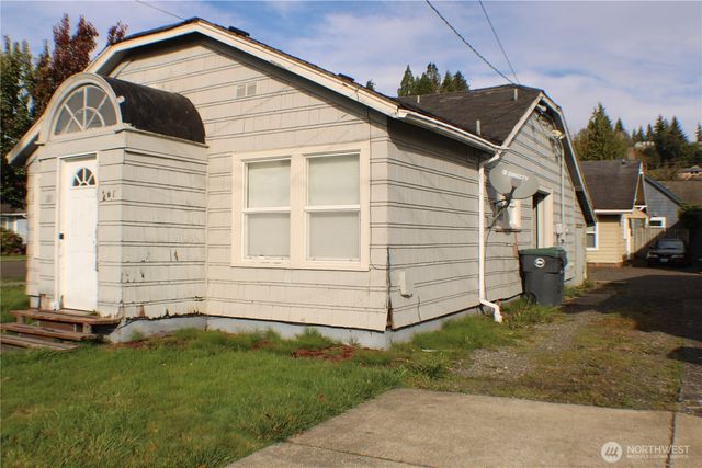 301 Eklund Avenue, Hoquiam, WA 98550