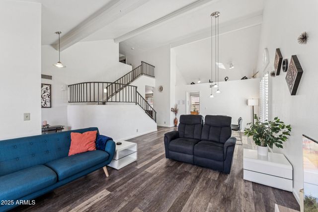 7233 W CORRINE Drive, Peoria, AZ 85381