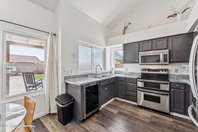 7233 W CORRINE Drive, Peoria, AZ 85381