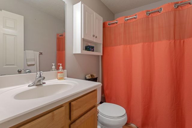 14633 Victor Hugo Boulevard N 4, Hugo, MN 55038