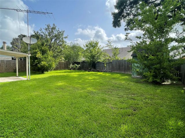 10103 Sageyork Drive, Houston, TX 77089