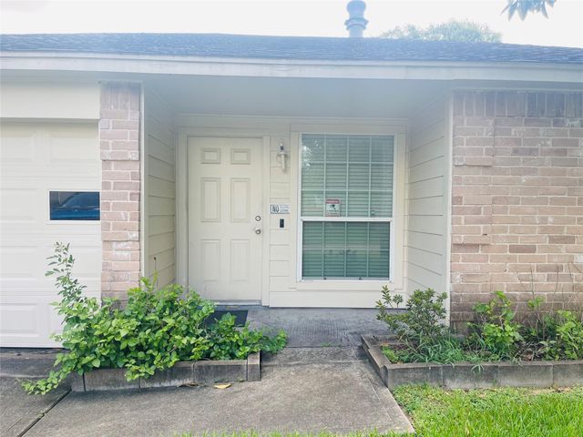 10103 Sageyork Drive, Houston, TX 77089