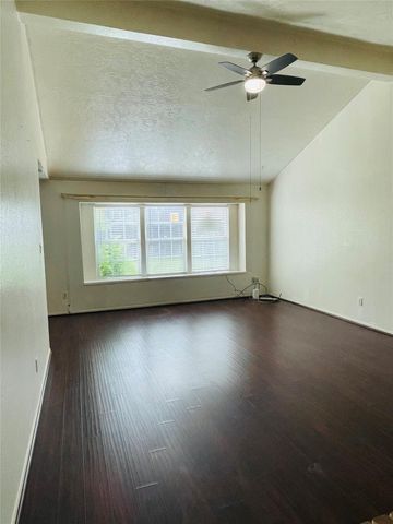 10103 Sageyork Drive, Houston, TX 77089