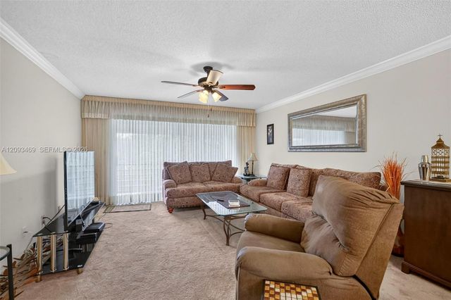 3774 Inverrary Boulevard 309P, Lauderhill, FL 33319