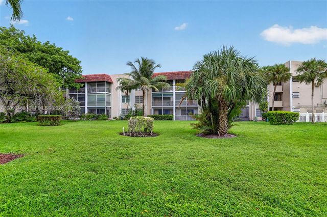3774 Inverrary Boulevard 309P, Lauderhill, FL 33319