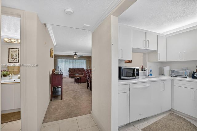 3774 Inverrary Boulevard 309P, Lauderhill, FL 33319