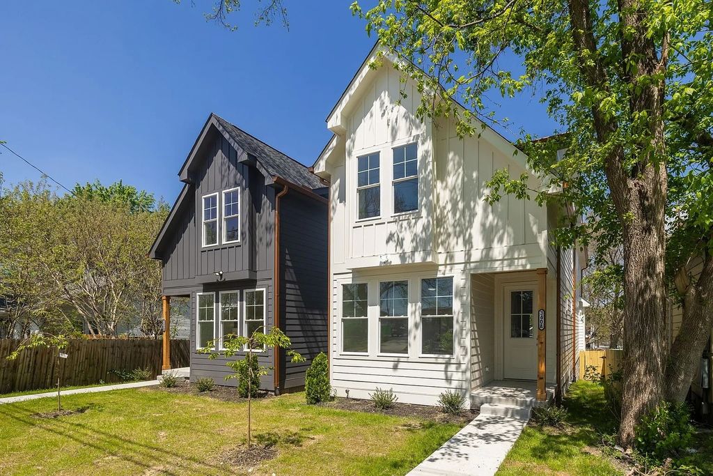 340B Peachtree St, Nashville, TN 37210