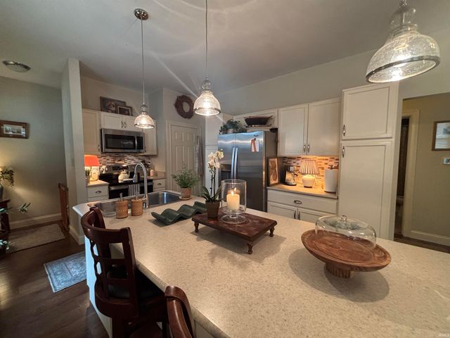 2817 Hillcrest Terrace, Evansville, IN 47712