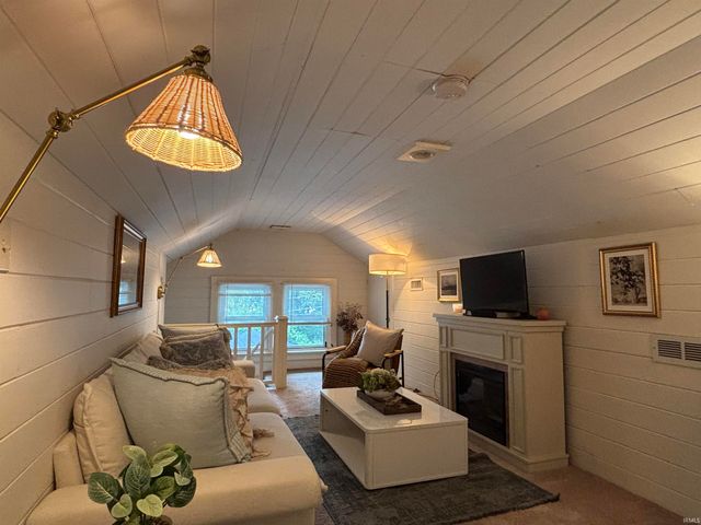 2817 Hillcrest Terrace, Evansville, IN 47712