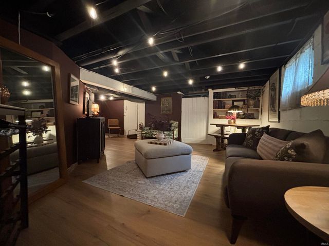 2817 Hillcrest Terrace, Evansville, IN 47712