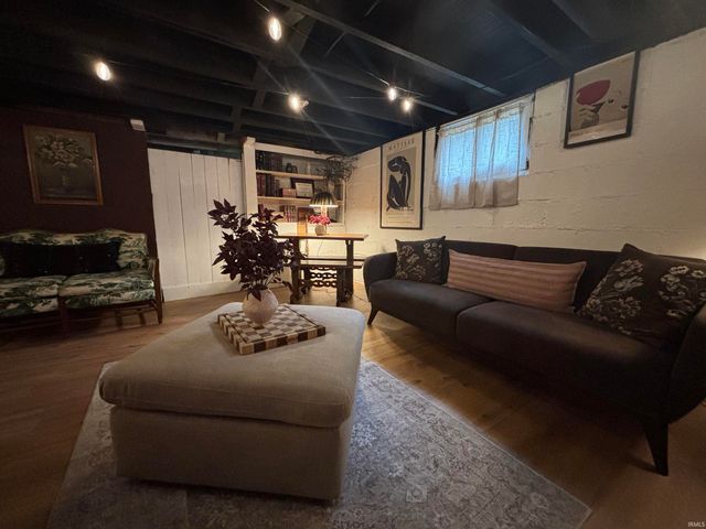 2817 Hillcrest Terrace, Evansville, IN 47712