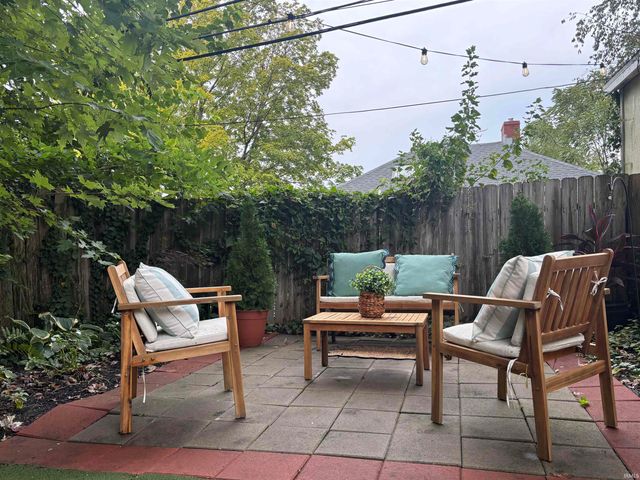 2817 Hillcrest Terrace, Evansville, IN 47712