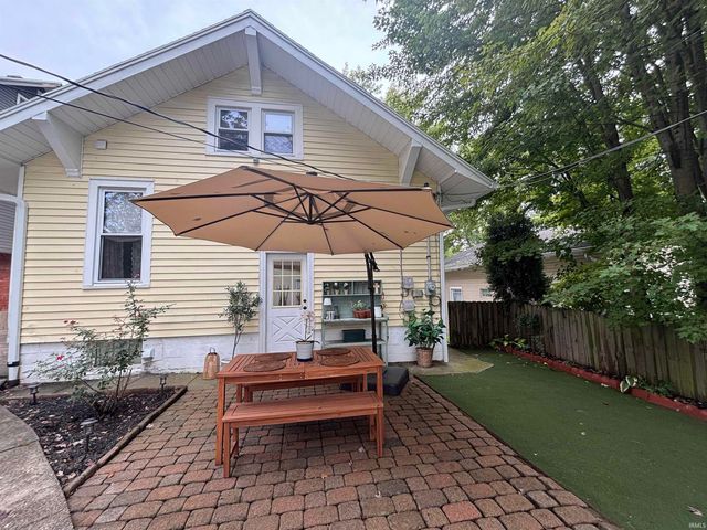 2817 Hillcrest Terrace, Evansville, IN 47712