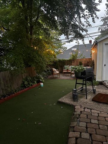 2817 Hillcrest Terrace, Evansville, IN 47712