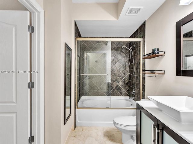 6001 SW 70th Street 313, South Miami, FL 33143